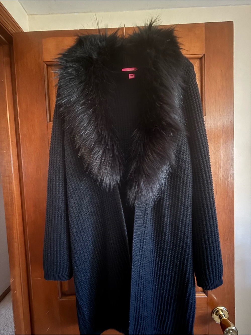 Lilly Pulitzer Black Faux-Fur Collar Ribbed Knit Cardigan